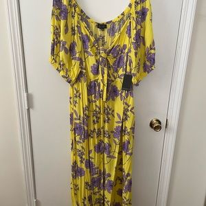 Eloquii 24 tie front full skirted floral maxi dress